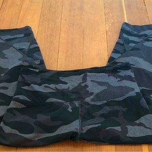 Camo leggings
